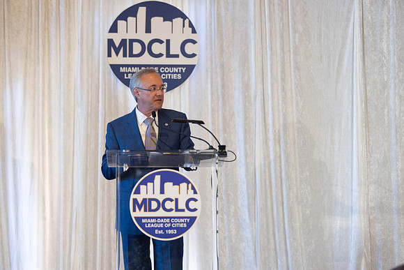 121425 MDCLC-598