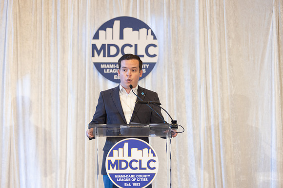 121425 MDCLC-690